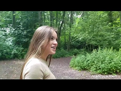 ❤️ Saya menyarankan kepada Evelina bahwa kita bercinta di tempat umum! Dia bilang ya. Lalu aku menidurinya di pantat dan cum di mulutnya. Lalu dia marah pada dirinya sendiri. ❤ Video seks pada kami ️
