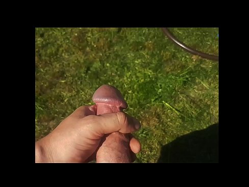 ❤️ Hottie mendapatkan vagina merah mudanya kacau dan mani dengan menyemprotkan di taman musim panas ❤ Video seks pada kami ️