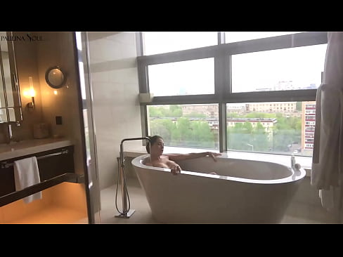 ❤️ Sayang yang luar biasa dengan penuh semangat menyentak vaginanya di kamar mandi ❤ Video seks pada kami ️