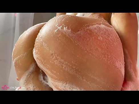 ❤️ rambut coklat masturbasi pukas dengan vibrator untuk intens orgasme di mandi ❤ Video seks pada kami ️