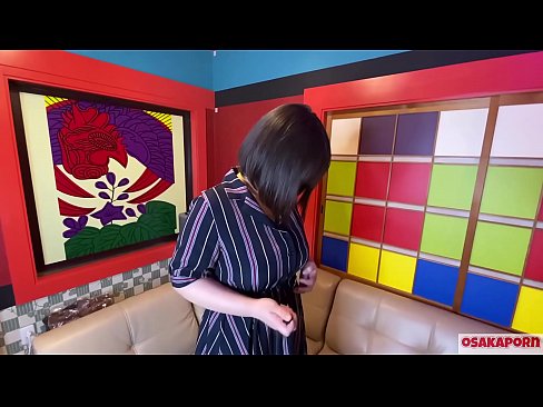 ❤️ Manis Jepang dengan payudara besar masturbasi dengan mainan seks dan mengalami orgasme. Dia berbicara dalam sebuah wawancara tentang pengalaman sialannya. Payudara besar dan vagina berbulu mengerang keras. Osakaporn ❤ Video seks pada kami ️